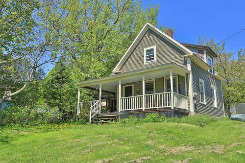 29 Maple St, Northumberland, NH, 03582-4189 | Card Image