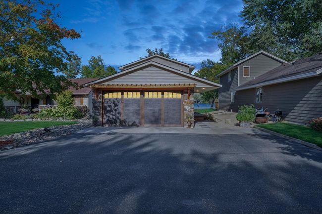 1867 Beach Dr Se, House other with 2 bedrooms, 2 bathrooms and null parking in Forest Lake MN | Image 6