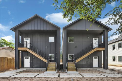 1-4-422 Clinton Park St, Houston, TX, 77029-4842 | Card Image
