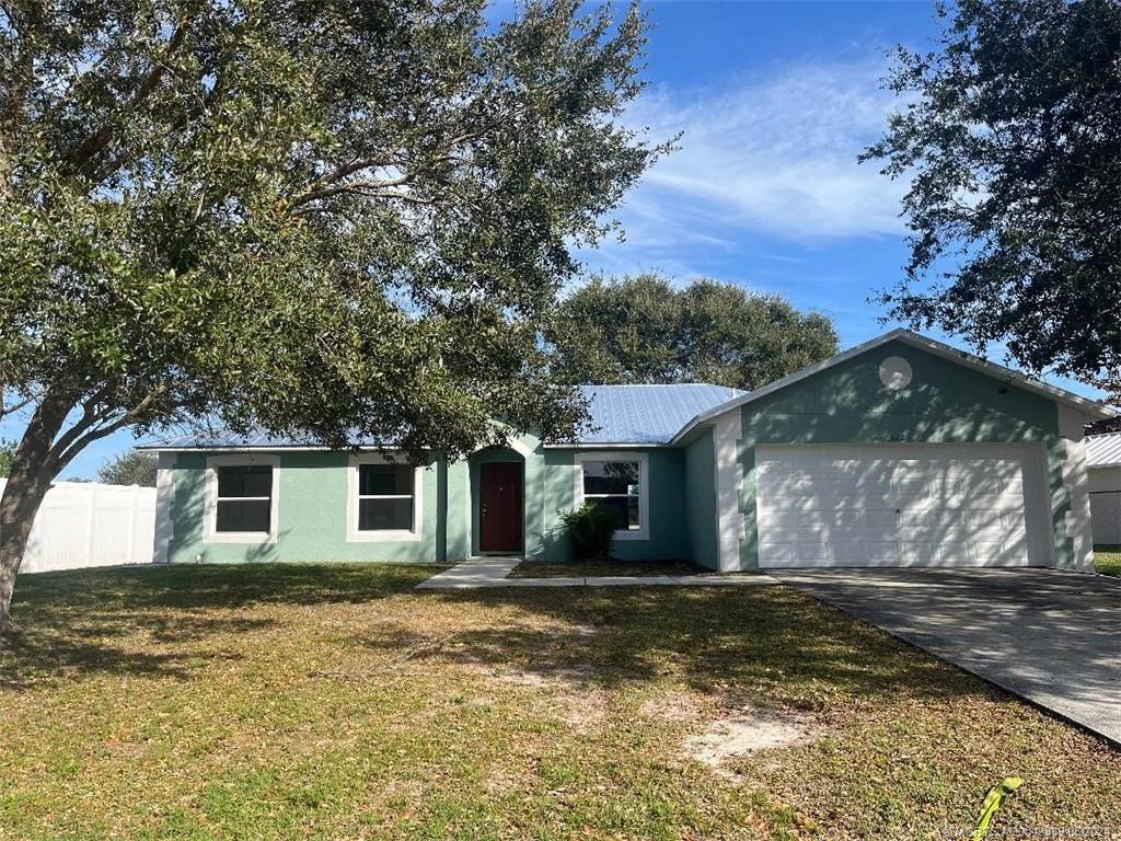 South Quick Cir, Port Saint Lucie, FL 34953