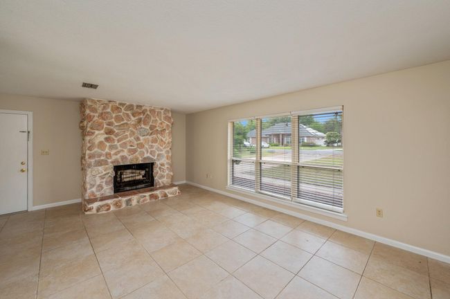 8-web-or-mls-11-birch-ave | Image 9