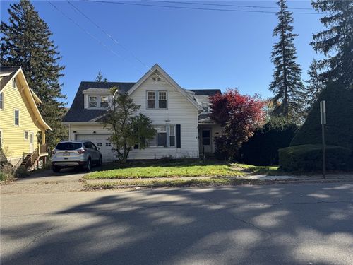 204 Jackson Ave, Bradford, PA, 16701-1318 | Card Image