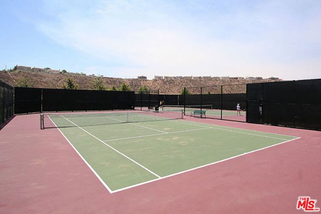 APT-335 - 5625 Crescent Park W, Condo with 2 bedrooms, 3 bathrooms and 2 parking in Playa Vista CA | Image 30