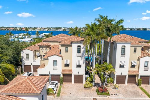 920 Via Villagio, Hypoluxo, FL, 33462-7050 | Card Image