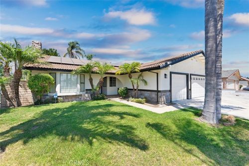9504 Lemon Ave, Rancho Cucamonga, CA, 91737-3541 | Card Image