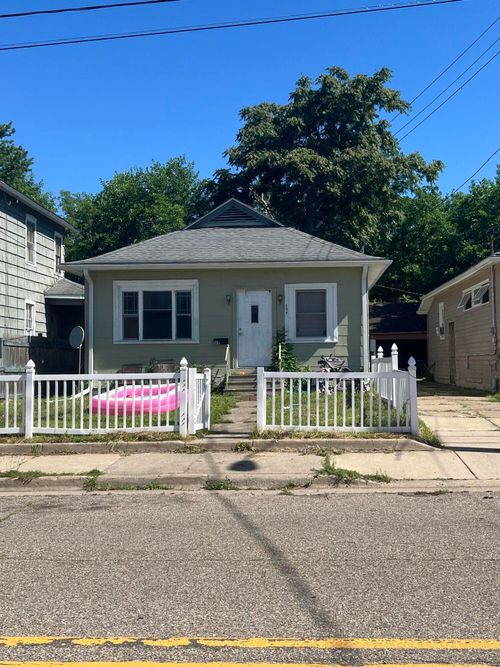 109 Calhoun Street, Battle Creek, MI, 49017 | Card Image