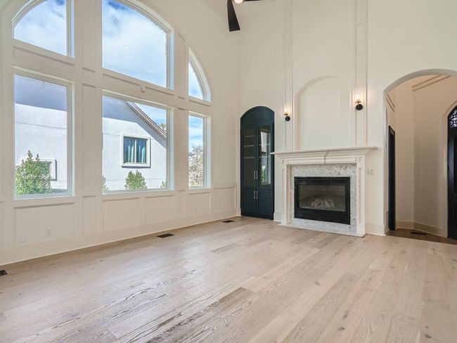 2625 Mccullough St, House other with 4 bedrooms, 4 bathrooms and 2 parking in Austin TX | Image 4