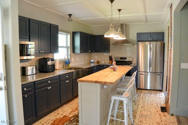 1021 Chestnut St, House other with 3 bedrooms, 2 bathrooms and null parking in Grafton OH | Image 6