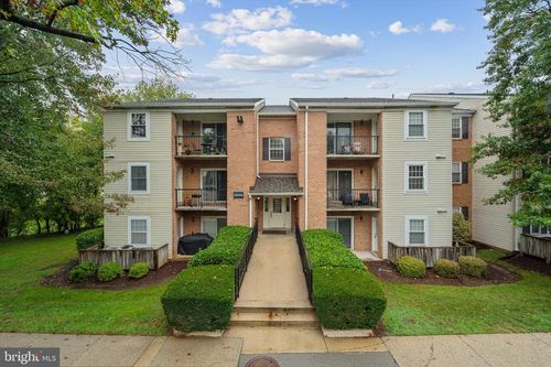 303-18334 Streamside Dr, GAITHERSBURG, MD, 20879-5234 | Card Image