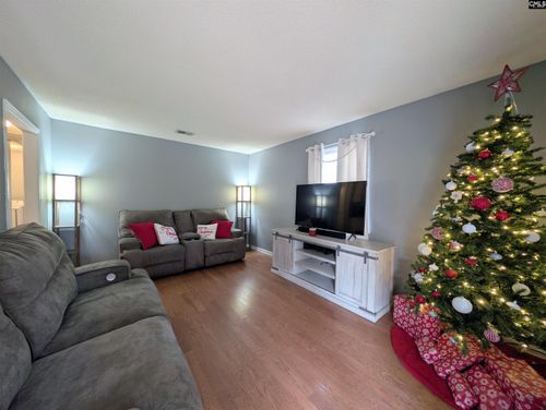 223 Nikon Cir, West Columbia, SC, 29172-2741 | Card Image