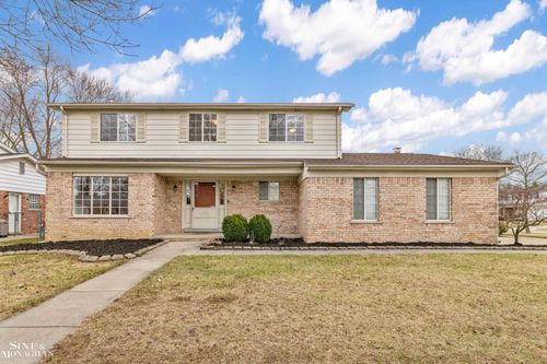 40110 Pallazo Dr, Clinton Township, MI, 48038-4043 | Card Image