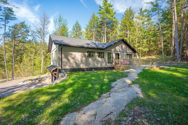 1010 Leonard Lake Rd, House other with 3 bedrooms, 3 bathrooms and 6 parking in Bracebridge ON | Image 38