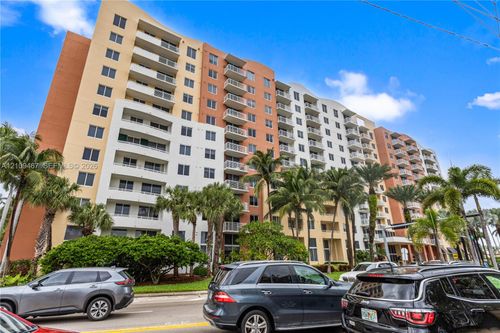 226-18800 Ne 29th Ave, Aventura, FL, 33180-2827 | Card Image
