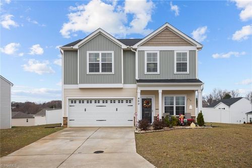 460 Infinity Circle, Winston Salem, NC, 27103 | Card Image