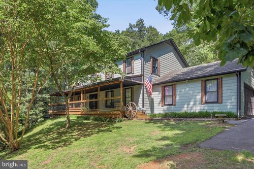 137 Old Forest Cir, WINCHESTER, VA, 22602-6627 | Card Image