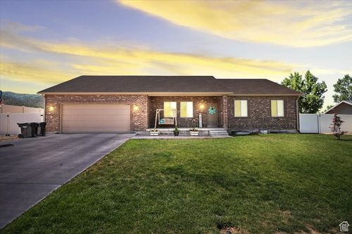 216 E 1370 S, Nephi, UT, 84648-5529 | Card Image