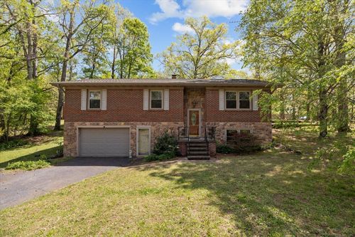 48 Hill Rd, Big Sandy, TN, 38221-3227 | Card Image