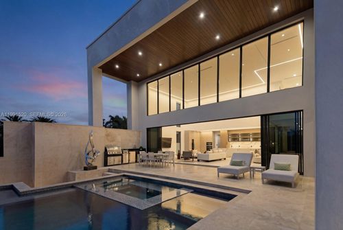 775 Ne 77th Ter, Miami, FL, 33138-5217 | Card Image