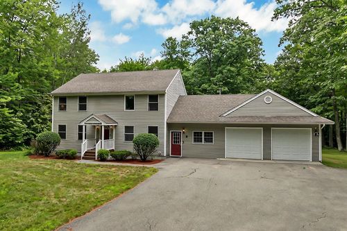 26 Robin Way, Meredith, NH, 03253-6003 | Card Image