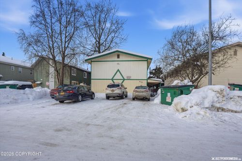 530 Mumford St, Anchorage, AK, 99508-1168 | Card Image