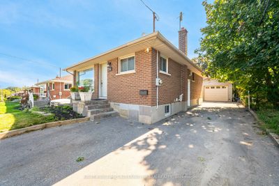 351 Sharon Ave, House other with 3 bedrooms, 2 bathrooms and 4 parking in Oshawa ON | Image 3