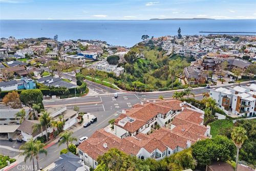 6-401 Seaward Rd, Corona Del Mar, CA, 92625-2659 | Card Image