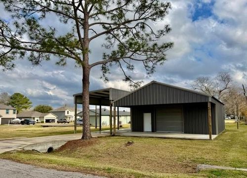 5903 4th St, Danbury, TX, 77534-8185 | Card Image