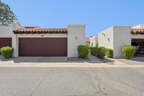 11616 N 40th Way, Phoenix, AZ, 85028-2223 | Card Image