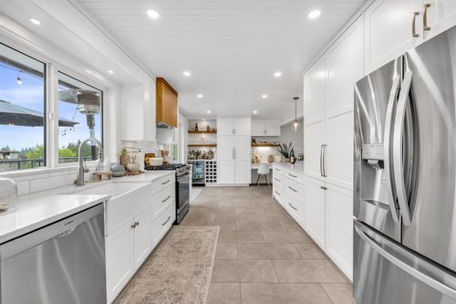 20755 46a Ave, Langley, BC, V3A3K1 | Card Image