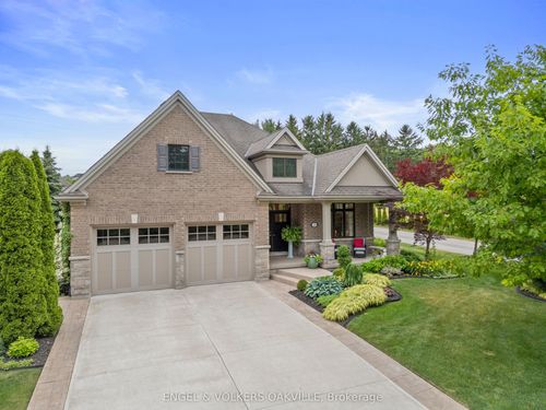 23 Tulip Tree Rd, Saint Davids, ON, L0S1J1 | Card Image