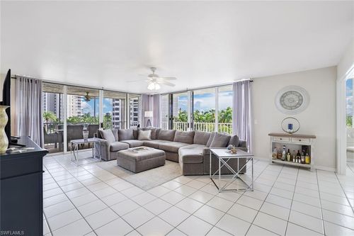 apt-304-5550 Heron Point Dr, NAPLES, FL, 34108-2818 | Card Image