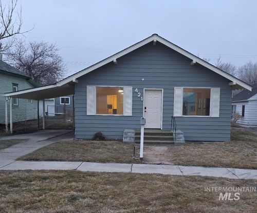 421 12th Ave N, Buhl, ID, 83316-1507 | Card Image