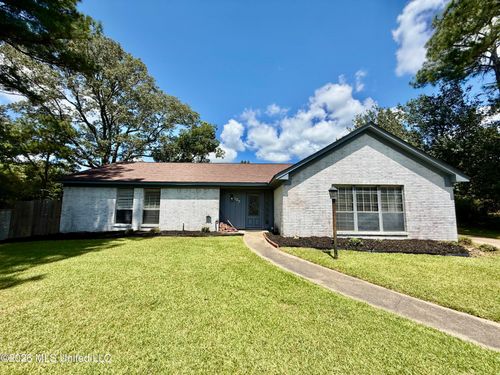 107 Diane Pl, Clinton, MS, 39056-5318 | Card Image