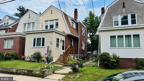 920 Andrews Ave, COLLINGDALE, PA, 19023-3704 | Card Image