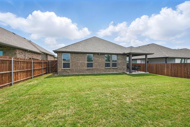 2172 Knightsgate Rd, House other with 4 bedrooms, 2 bathrooms and null parking in Argyle TX | Image 29