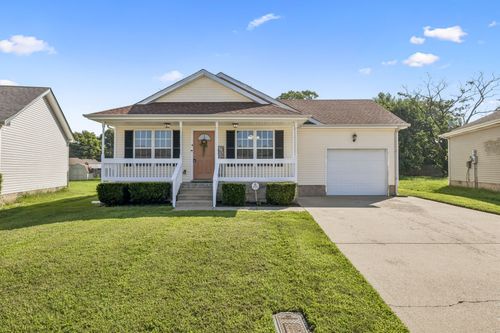 3443 Foxrun Ln, Clarksville, TN, 37042-5072 | Card Image