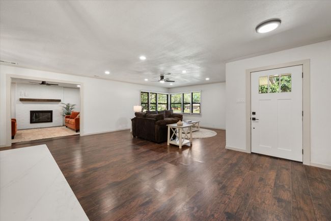 1205 Columbia Cir, House other with 3 bedrooms, 2 bathrooms and null parking in Corsicana TX | Image 15