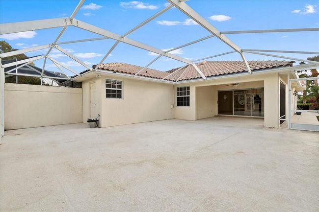7747 Se Spicewood Cir, Home with 2 bedrooms, 2 bathrooms and null parking in Hobe Sound FL | Image 22