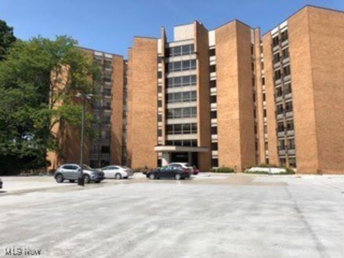 apt-601-22500 Lake Rd, Rocky River, OH, 44116-1005 | Card Image