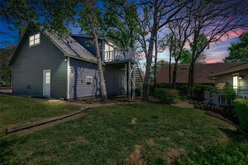 1214 Kiowa Dr E, Lake Kiowa, TX, 76240-9580 | Card Image