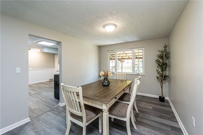 Love the larger window with a view ! | Image 12