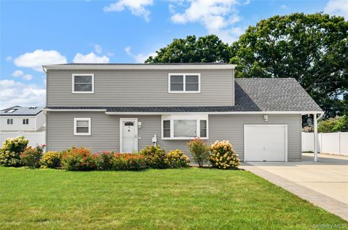 78 Osceola Ave, Deer Park, NY, 11729-2413 | Card Image