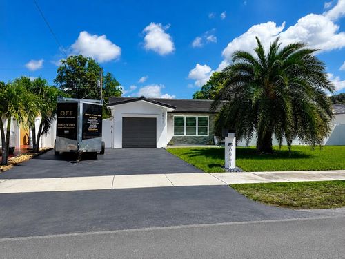 6861 Park St, Hollywood, FL, 33024-3813 | Card Image