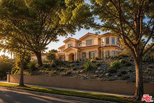 868 Braewood Ct, South Pasadena, CA, 91030-3753 | Card Image