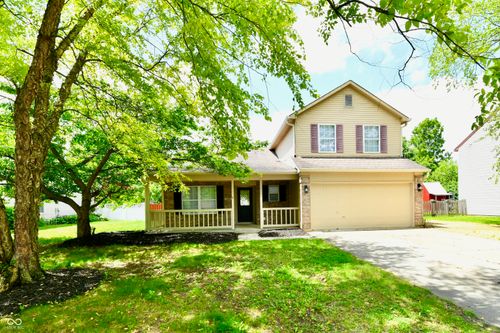 1130 Threshing Ct, Cumberland, IN, 46229-9788 | Card Image