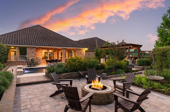 139 Lake View Loop, House other with 3 bedrooms, 3 bathrooms and 3 parking in Fulshear TX | Image 6