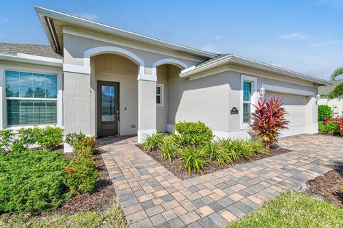 8365 Summer Lake Dr, Vero Beach, FL, 32967-5507 | Card Image