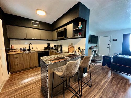 apt-2-1135 101st St, Bay Harbor Islands, FL, 33154-1524 | Card Image