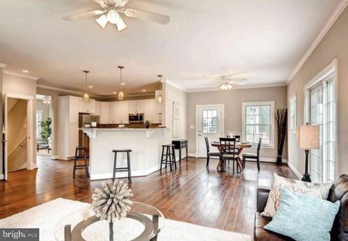 8319 Bletzer Rd, DUNDALK, MD, 21222-2871 | Card Image