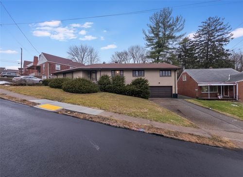 2911 Myer Blvd, Mckeesport, PA, 15132 | Card Image